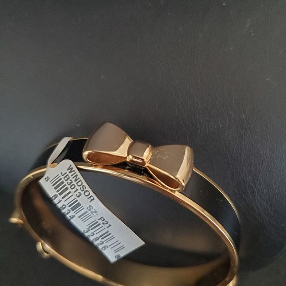 Black and Gold Bow Bracelet - Picture 9 of 11